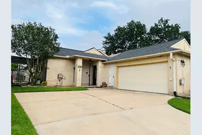 227 Essex Place, Stafford, TX 77477 - Photo 4