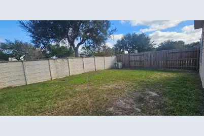 7914 Sweetstone Bluff Lane, Cypress, TX 77433 - Photo 14