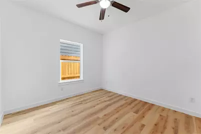 9326 Firnat Street, Houston, TX 77016 - Photo 8