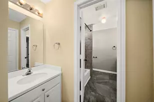 2627 Brazos Ridge Dr, Sugar Land, TX 77479 - Photo 22