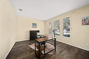 2627 Brazos Ridge Dr, Sugar Land, TX 77479 - Photo 10
