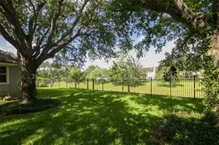 2627 Brazos Ridge Dr, Sugar Land, TX 77479 - Photo 4