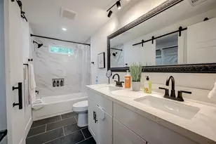 4926 Pershing St, Houston, TX 77033 - Photo 6