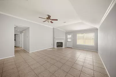 1242 Hunter Wood Drive, League City, TX 77573 - Photo 6