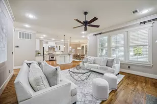 2216 Arlington St, Houston, TX 77008 - Photo 10