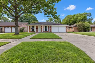 971 Wavecrest Ln, Houston, TX 77062 - Photo 4
