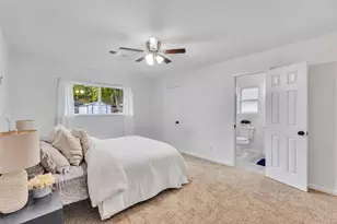 971 Wavecrest Ln, Houston, TX 77062 - Photo 20