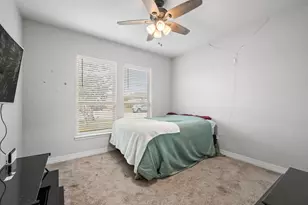 121 Alydar Dr, Victoria, TX 77901 - Photo 14