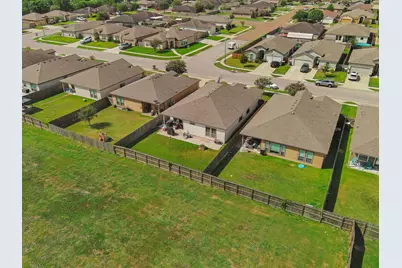 121 Alydar Drive, Victoria, TX 77901 - Photo 20