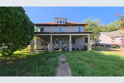 1303 5th Street, Bay City, TX 77414 - Photo 1
