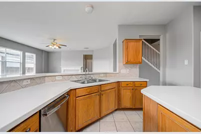 16639 Village View Trail, Sugar Land, TX 77498 - Photo 18