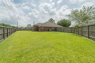 11102 Sage Linda Ln, Houston, TX 77089 - Photo 12
