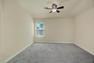 326 Polar Bear Trl, Crosby, TX 77532 - Photo 38