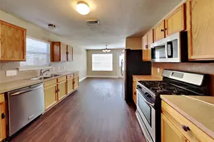 14231 Bonham Oaks Ln, Houston, TX 77047 - Photo 2