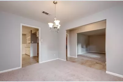 810 Borden Street, Sugar Land, TX 77478 - Photo 4