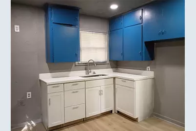 5617 Malmedy Road, Houston, TX 77033 - Photo 4