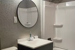 5617 Malmedy Rd, Houston, TX 77033 - Photo 10