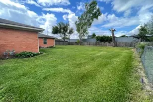 1805 Wycliffe Dr, Houston, TX 77043 - Photo 16