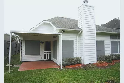 1710 Emerald Lake Court, Houston, TX 77062 - Photo 12