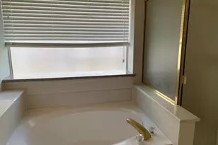 1710 Emerald Lake Ct, Houston, TX 77062 - Photo 8