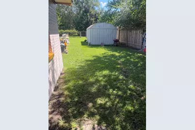 610 N 13th Street, La Porte, TX 77571 - Photo 8