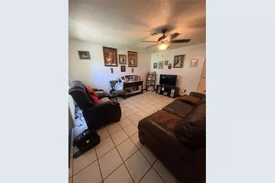 610 N 13th Street, La Porte, TX 77571 - Photo 2