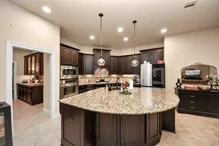 16211 Canova Hill Ln, Houston, TX 77044 - Photo 12