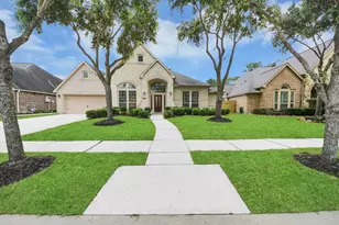 16211 Canova Hill Ln, Houston, TX 77044 - Photo 2
