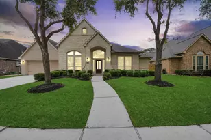 16211 Canova Hill Ln, Houston, TX 77044 - Photo 1