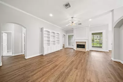 705 Hidden Oak Lane, Friendswood, TX 77546 - Photo 6