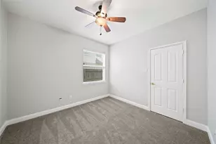 705 Hidden Oak Ln, Friendswood, TX 77546 - Photo 16