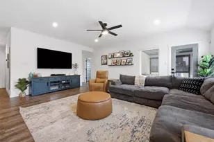 4207 Butler Pt Ln, League City, TX 77573 - Photo 6