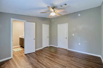 21702 Island Lake Loop E, Humble, TX 77338 - Photo 14