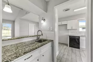 11022 Sageberry Dr, Houston, TX 77089 - Photo 8