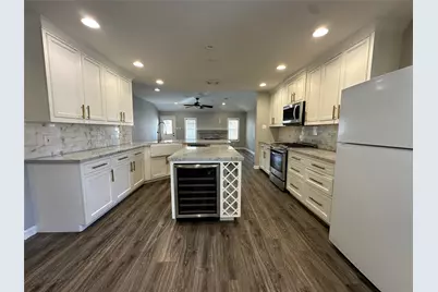 10310 Redwood Drive, Baytown, TX 77523 - Photo 10