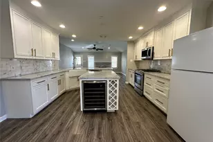 10310 Redwood Dr, Baytown, TX 77523 - Photo 10