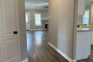 10310 Redwood Dr, Baytown, TX 77523 - Photo 4