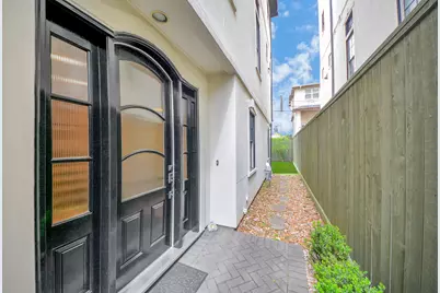 314 W Clay Street, Houston, TX 77019 - Photo 8