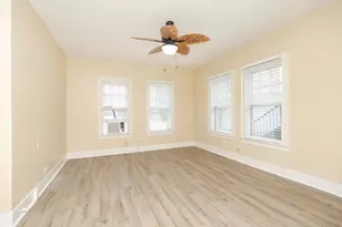 725 Broadway St, Galveston, TX 77550 - Photo 14