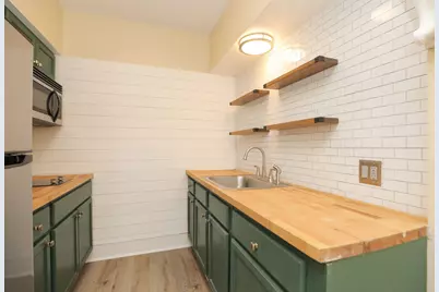 725 Broadway St, Galveston, TX 77550 - Photo 16