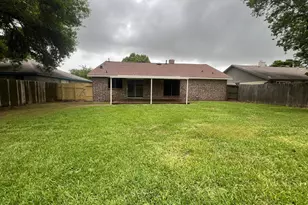 11826 Grapewood Dr, Houston, TX 77089 - Photo 8