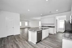 8519 Swenson Ln, Rosharon, TX 77583 - Photo 12