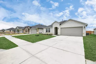 8519 Swenson Lane, Rosharon, TX 77583 - Photo 4