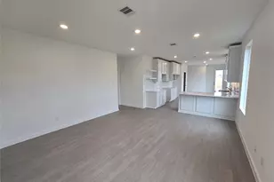 11693 Lazy Oak Crk Dr, Magnolia, TX 77354 - Photo 2