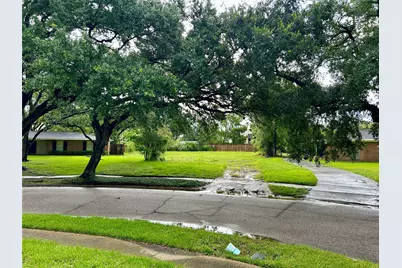 5023 Grape Street, Houston, TX 77096 - Photo 4