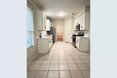 62 N Hollylaurel Circle, Spring, TX 77382 - Photo 8