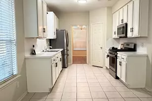 62 N Holly Laurel Cir, Spring, TX 77382 - Photo 8