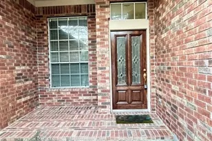 62 N Holly Laurel Cir, Spring, TX 77382 - Photo 2