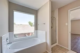 16510 Amy Ridge Rd, Houston, TX 77053 - Photo 24