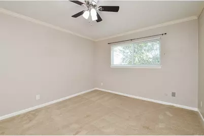 13074 Trail Hollow Drive #3074, Houston, TX 77079 - Photo 30